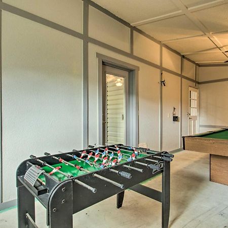2-Story Pensacola Home With Game Room And Private Yard Exterior foto